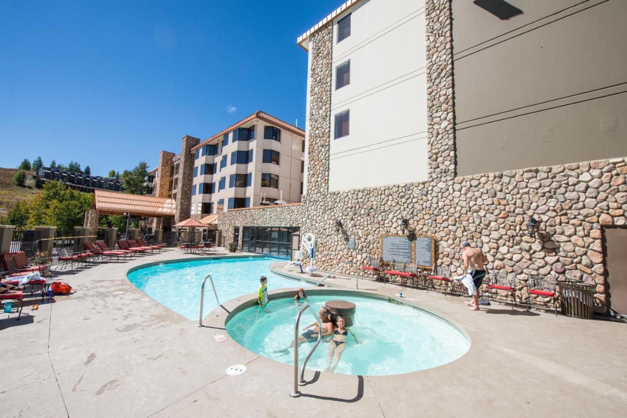 The Grand Lodge Hotel And Suites Mount Crested Butte Exterior photo